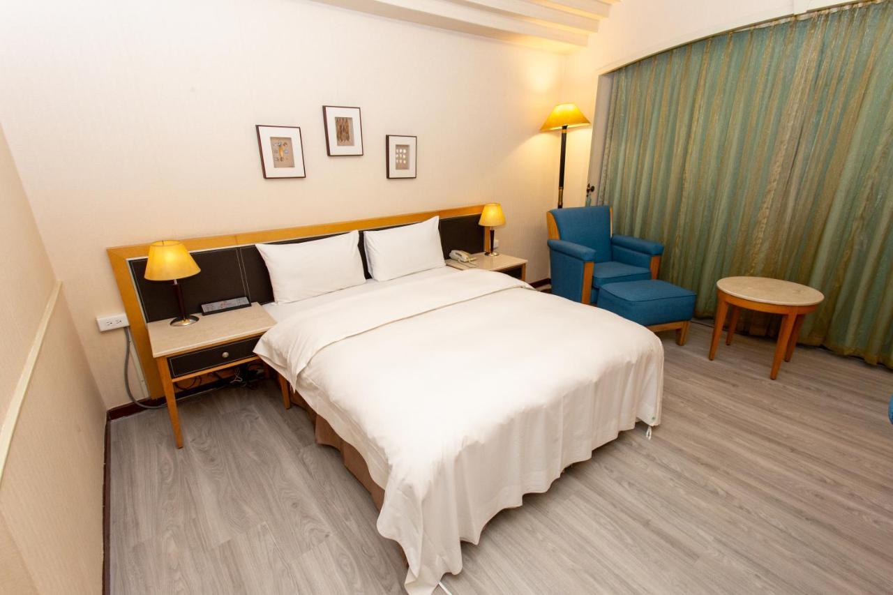 יואנלין Ardi Hotel מראה חיצוני תמונה