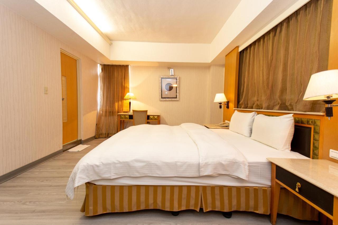 יואנלין Ardi Hotel מראה חיצוני תמונה